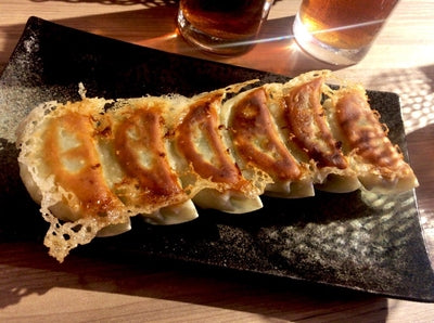 肉汁飛び出し金餃子(ニンニク入り)